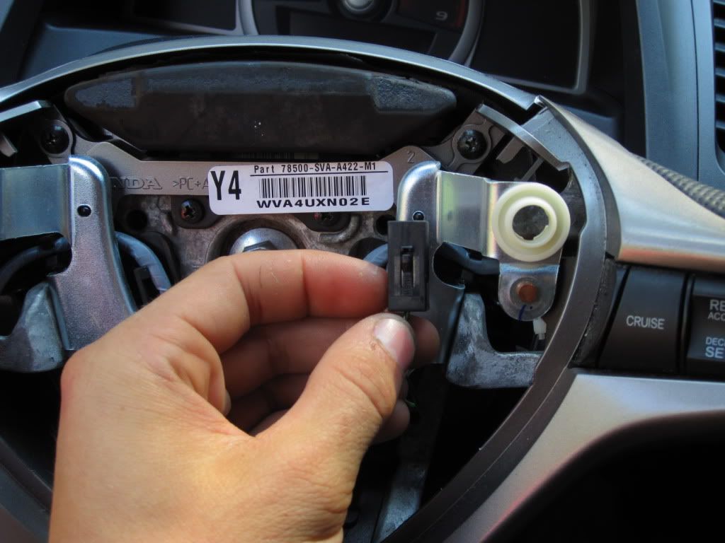 DIY replacing airbag cover 8th Generation Honda Civic Forum