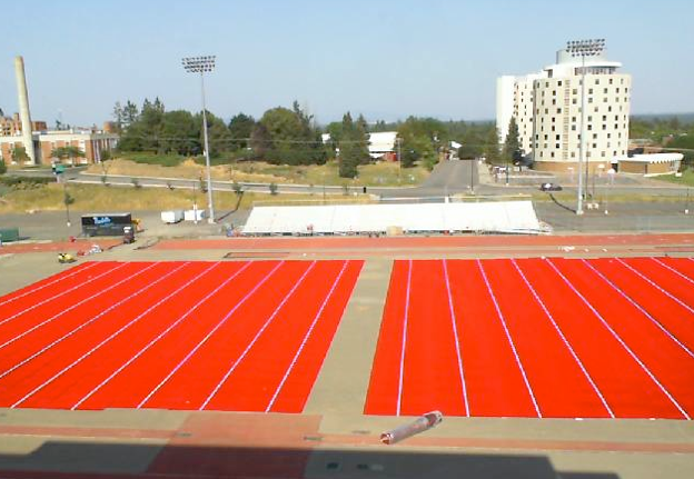 EWU,red turf