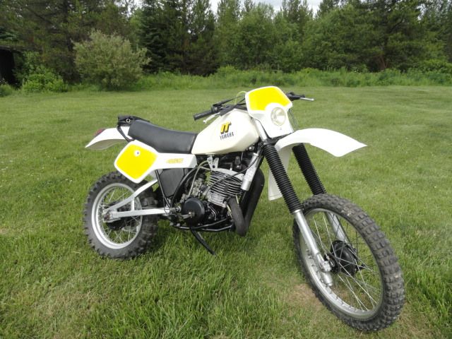 1981%20Yamaha%20IT465%20White%20Knight_z