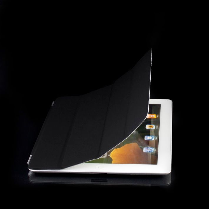   fully protecting your iPad 2 from scratch and damage from accidents